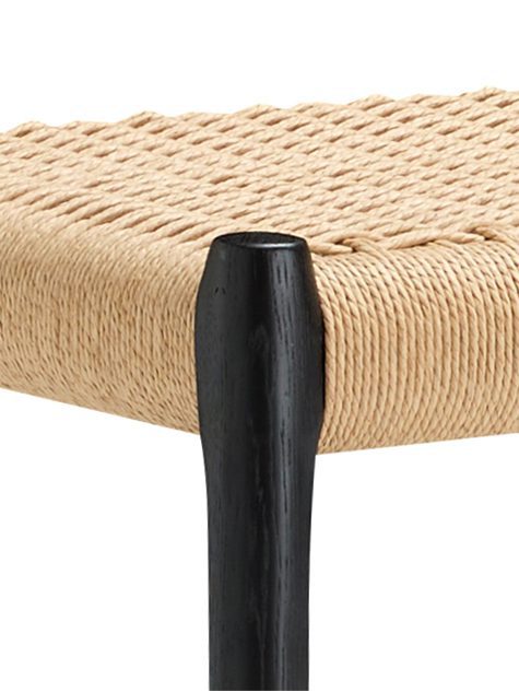 Møller 63 Bench in Black Oak