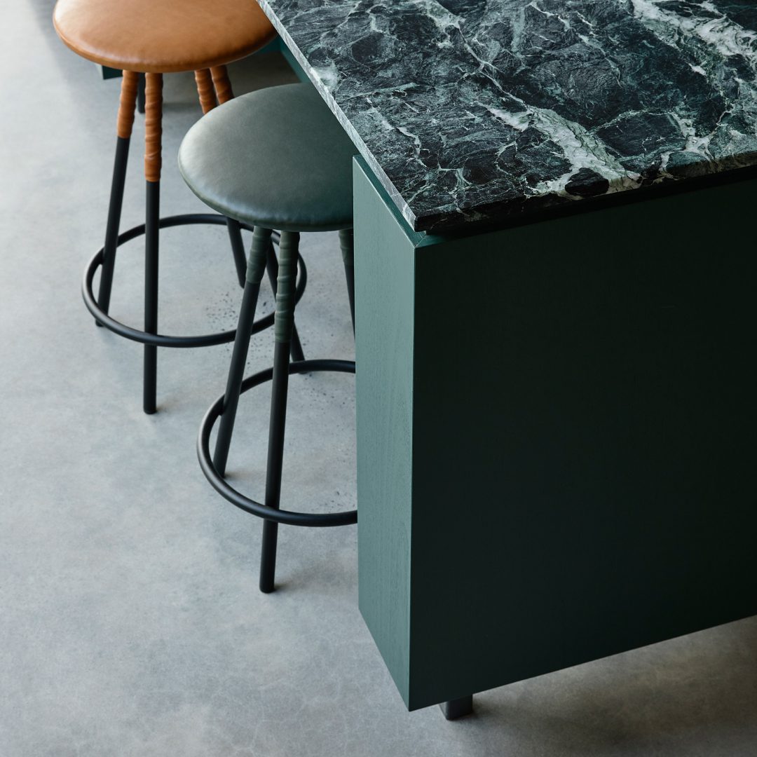 Hof Stool