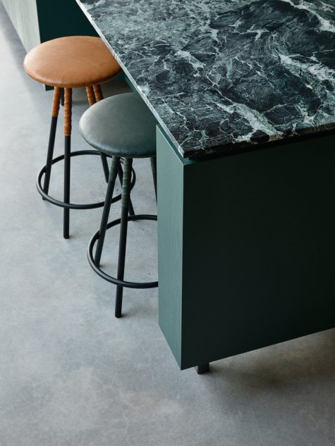 Hof Stool