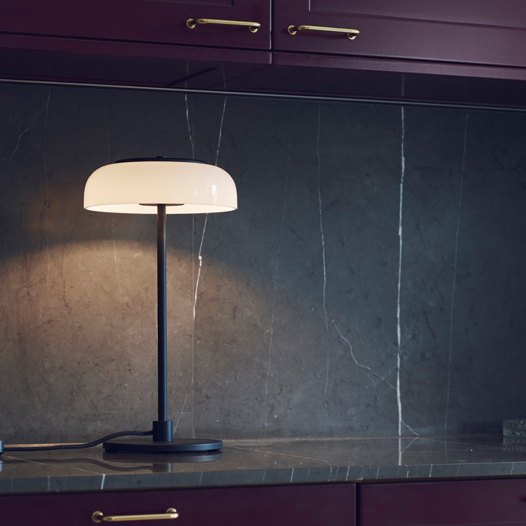 Blossi Table Lamp