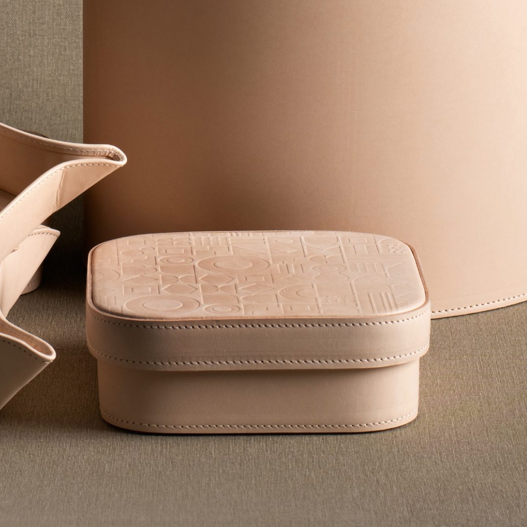Leather Box CC