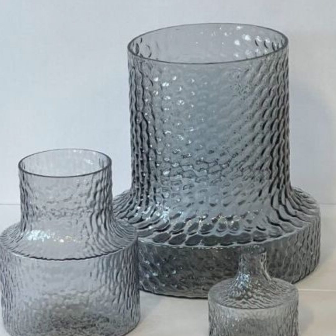 Kolonn Vase