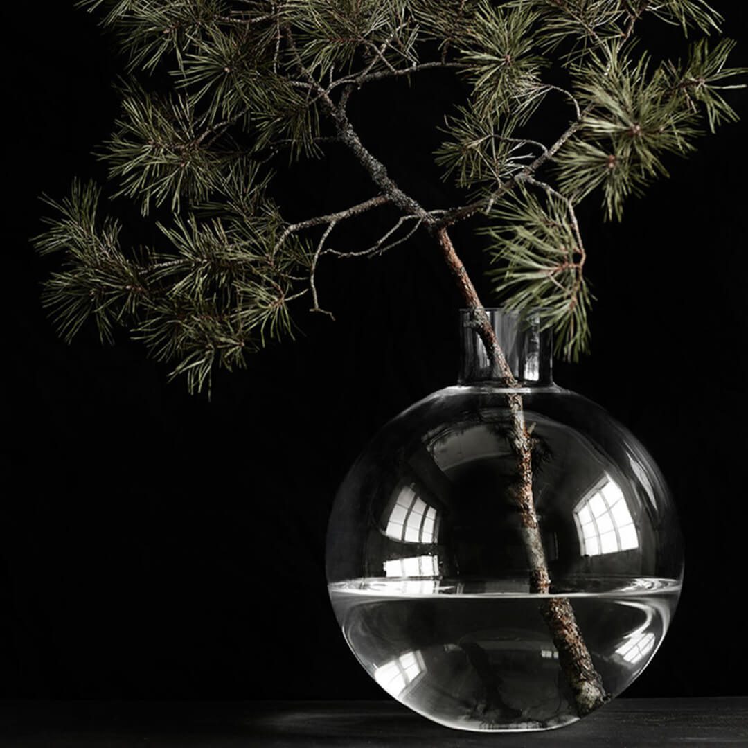 Pallo Vase
