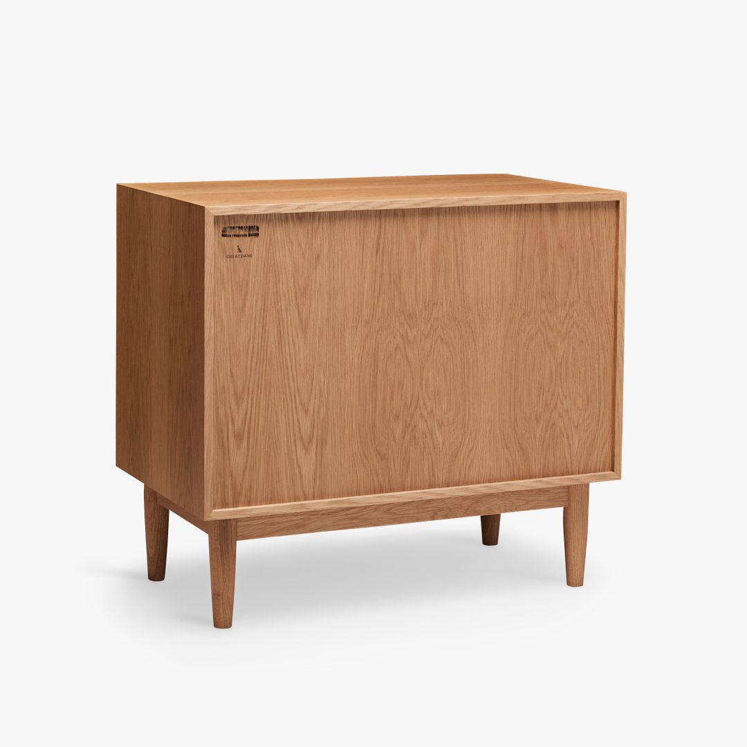 AV04 Lowboy