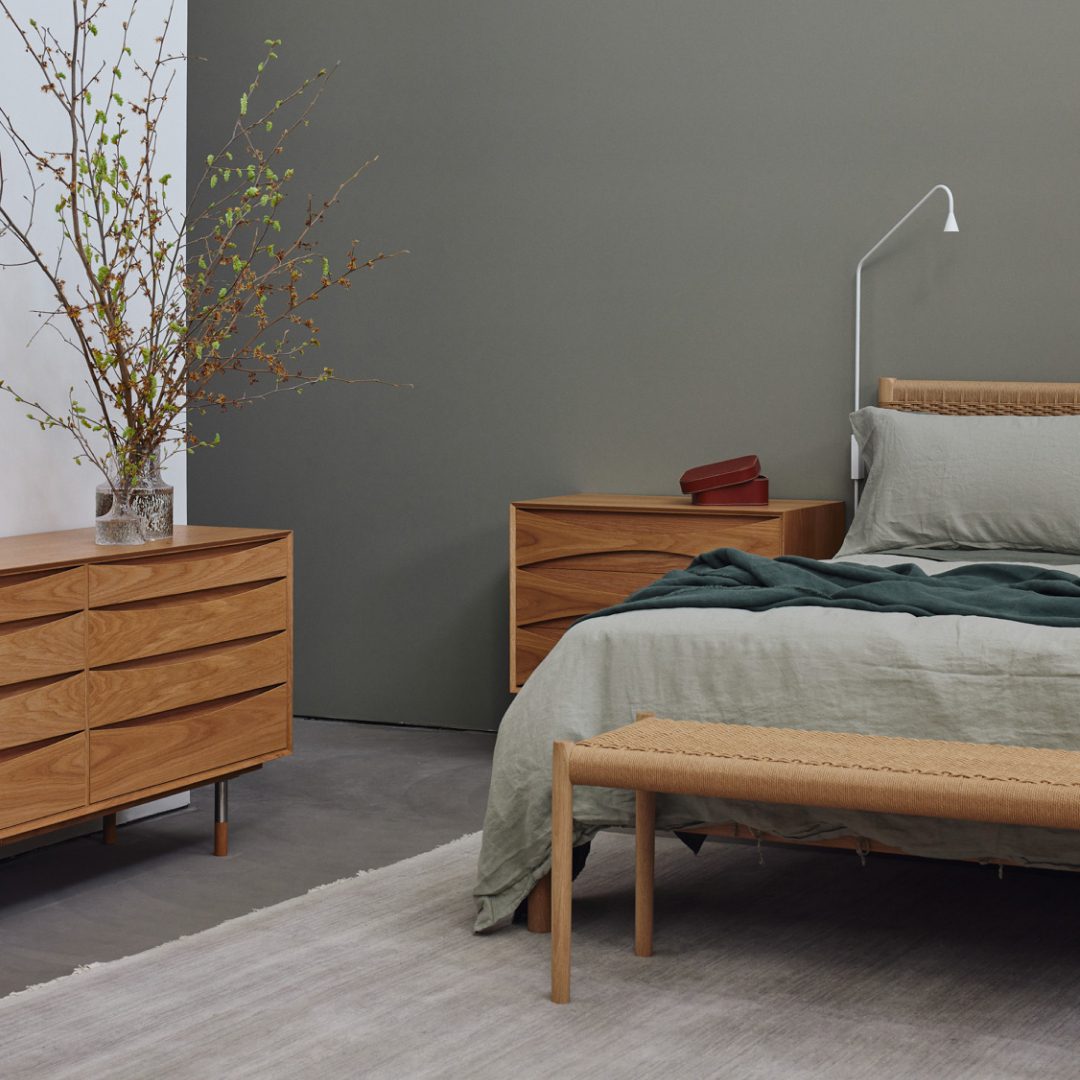 Austere Wall Lamp