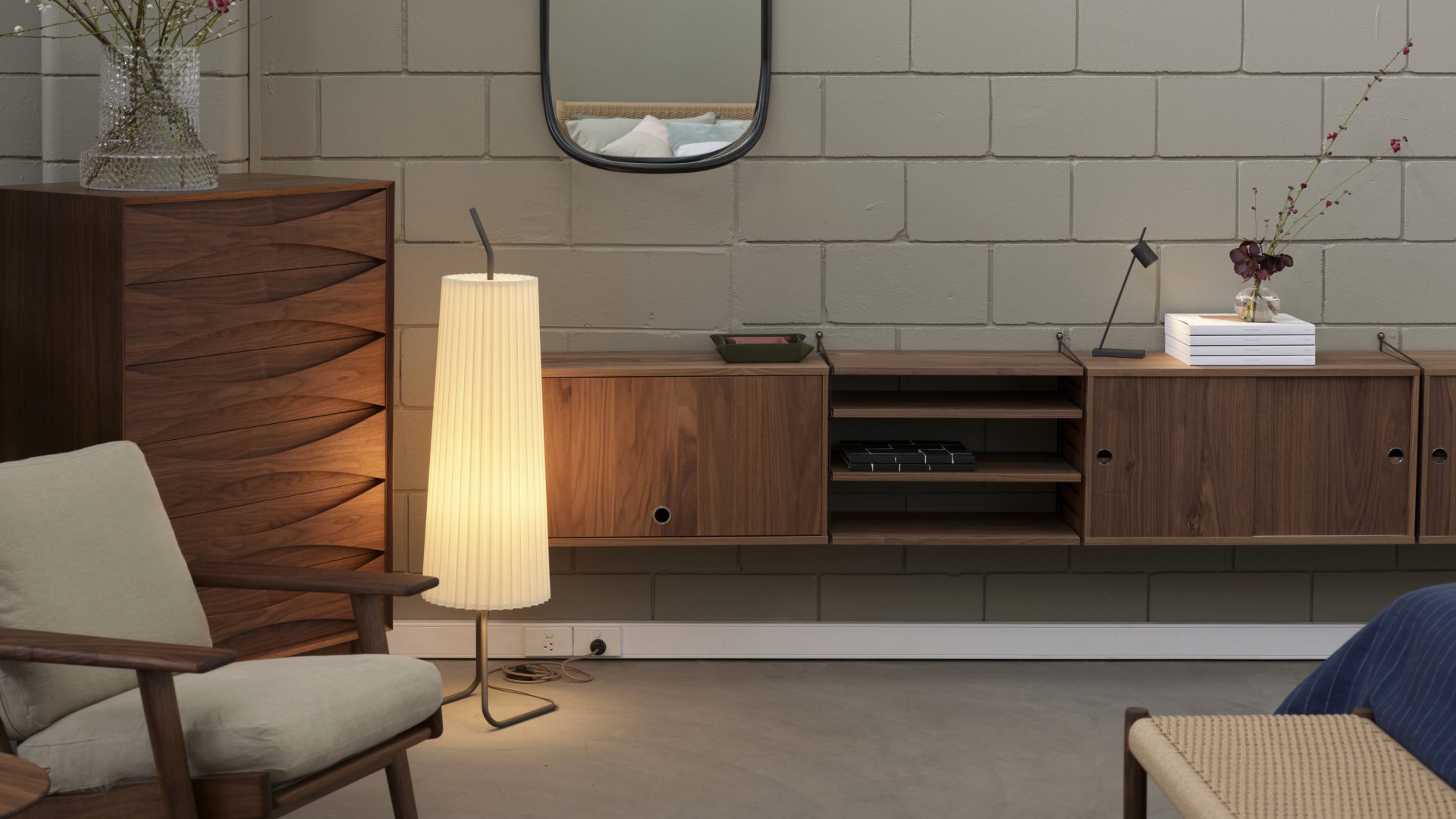 Fliegenbein Standing Lamp