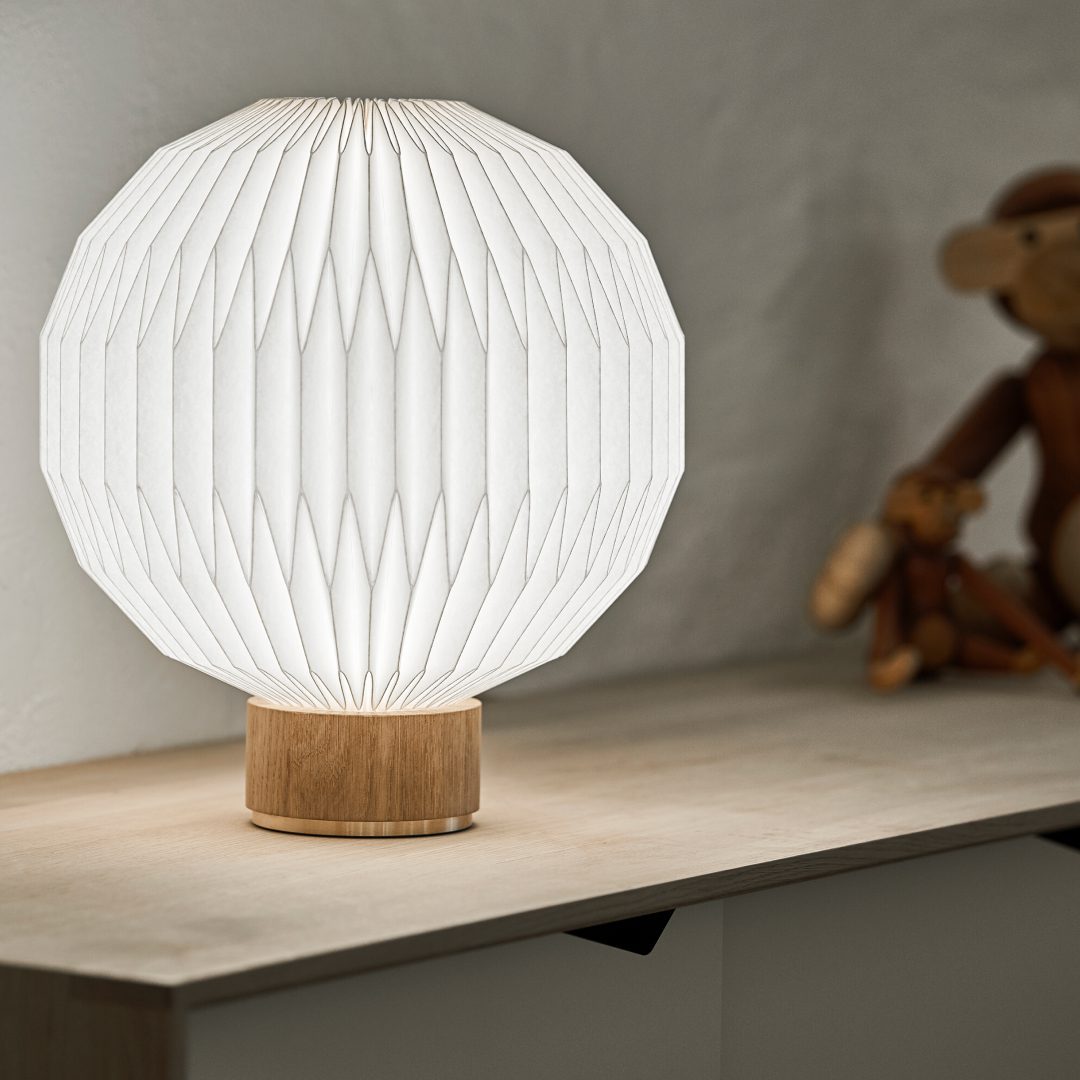 Model 375 Table Lamp