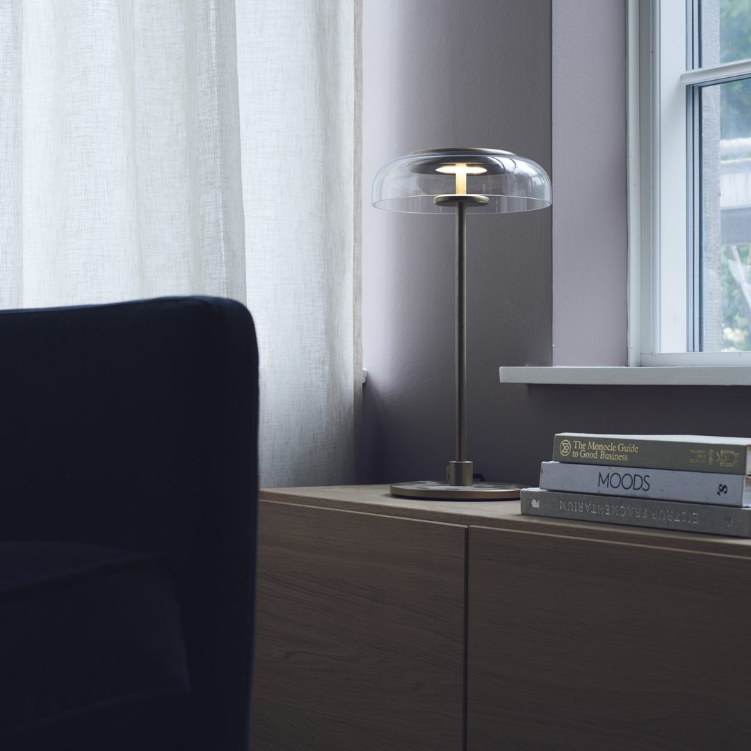 Blossi Table Lamp