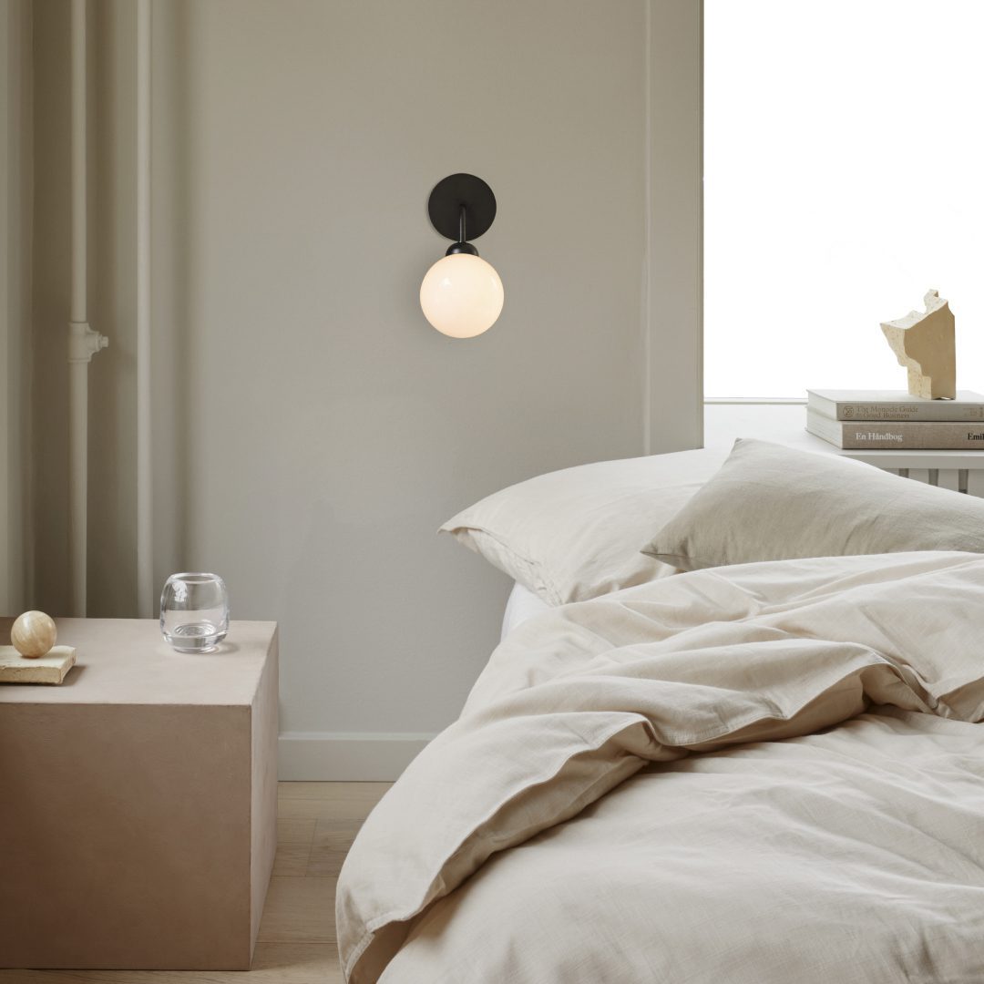 Apiales Wall Lamp