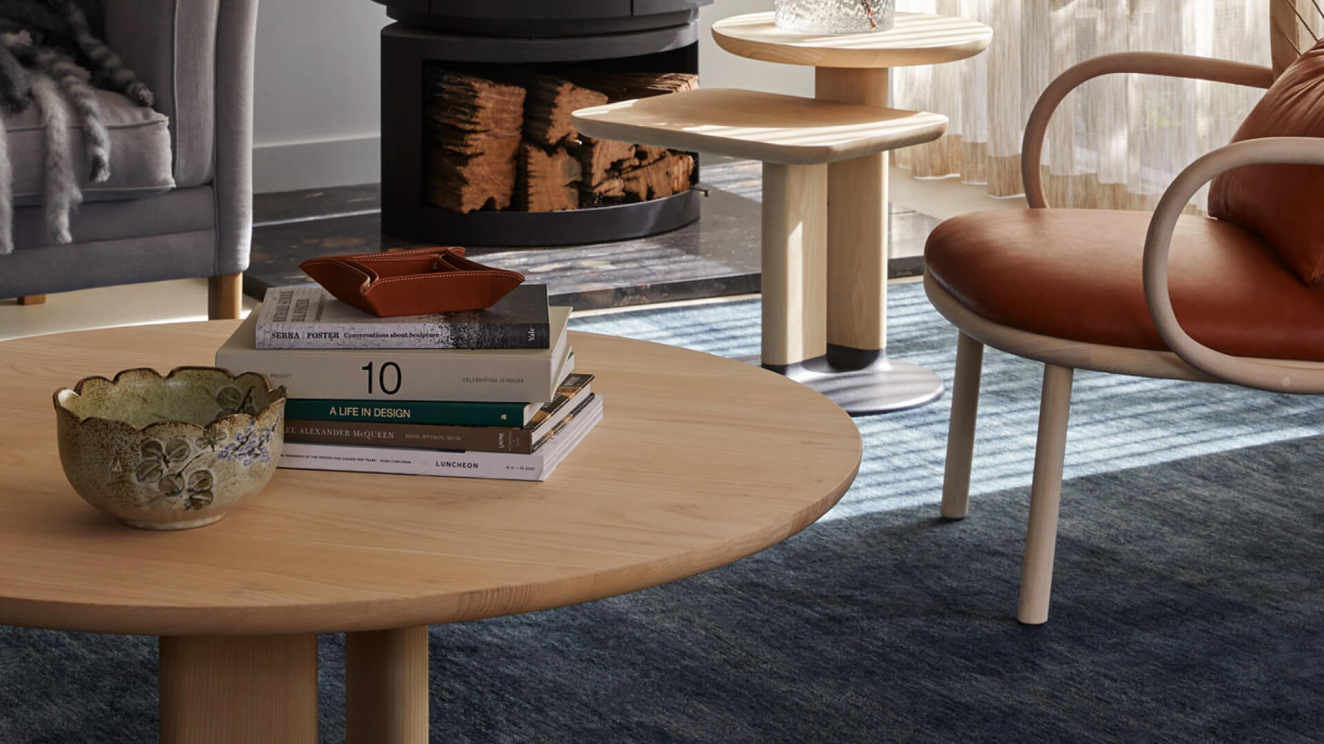 Stam Coffee Table