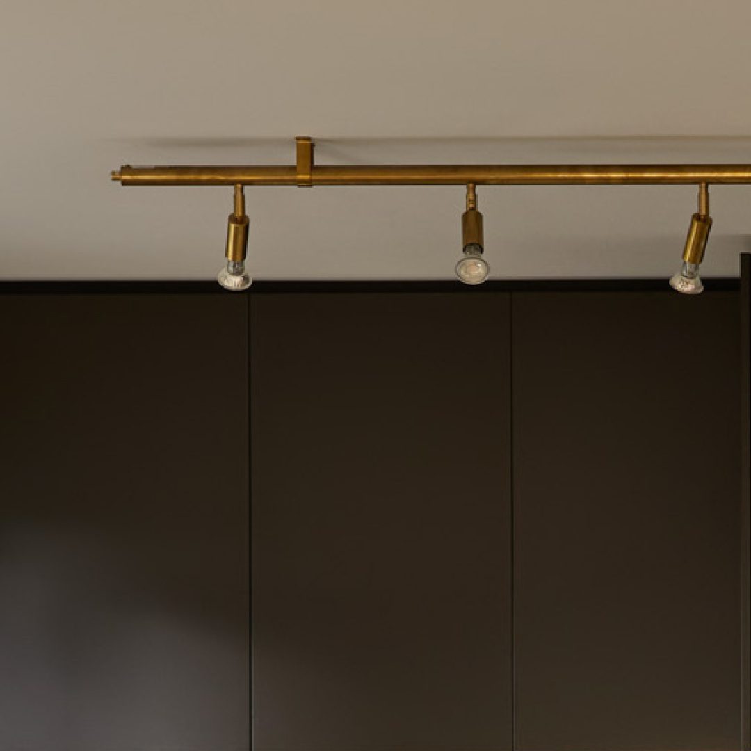 Star 6 ceiling light by Jonas Bohlin | Hard-wired | Rough copper | W200cm x H22cm | LED bulbs included