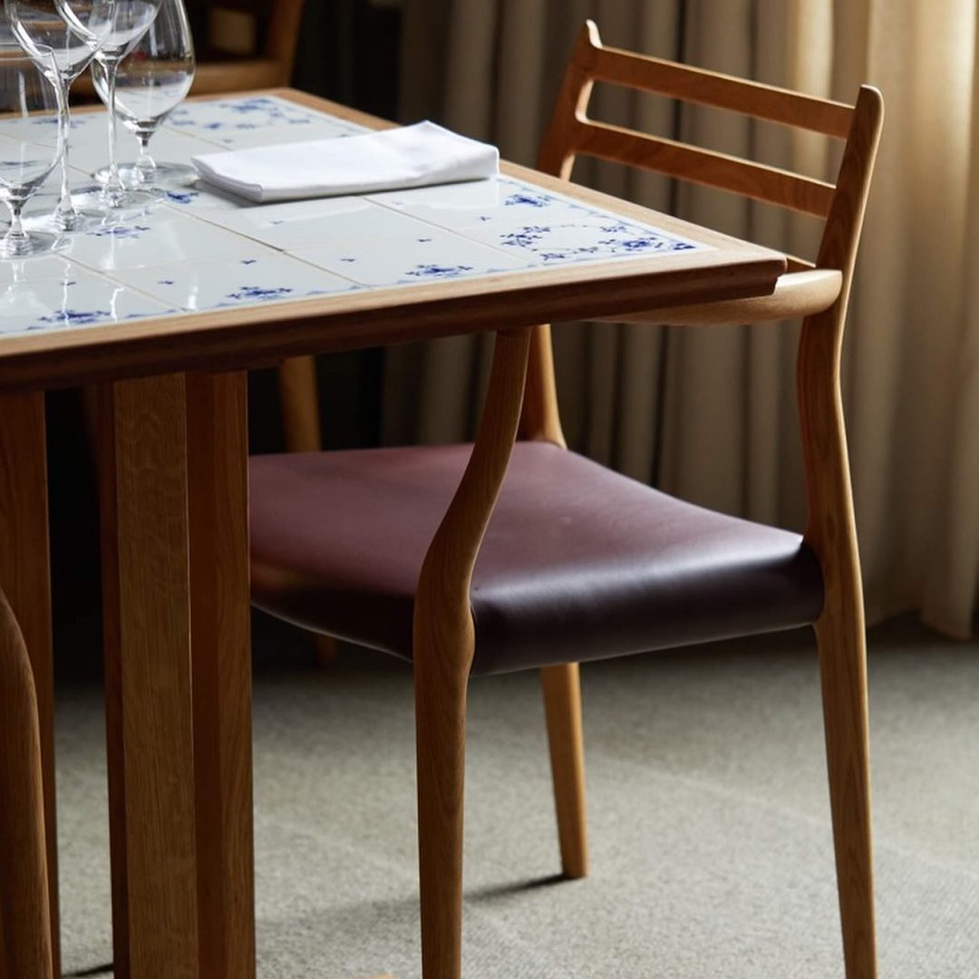 Møller 62 Carver Chair
