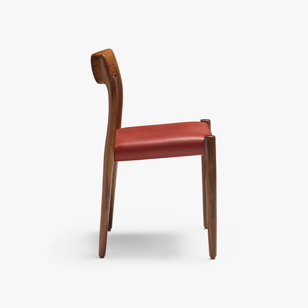 Møller 77 Chair